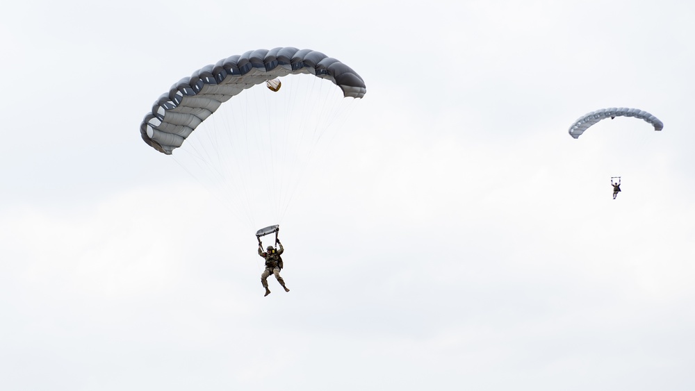 Cobra Gold 20: High Altitude, Low-Opening (HALO) parachute jump