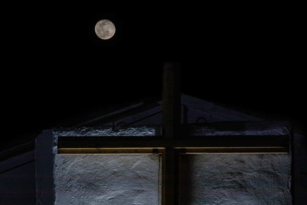 Moonlit nights over Besmayah