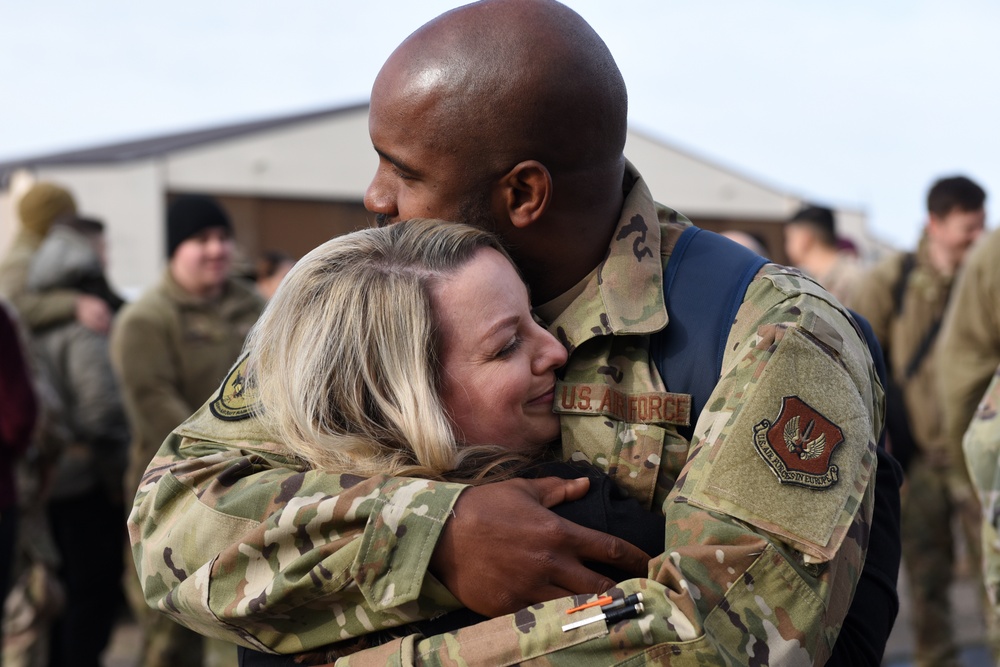 Deployers return to Lakenheath