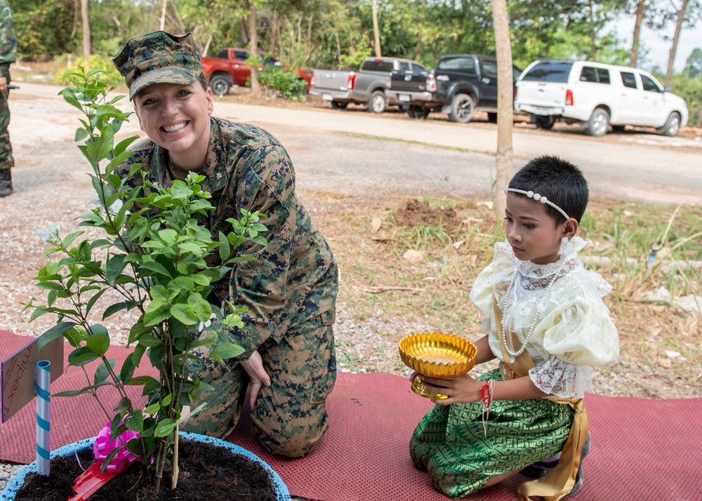 Cobra Gold 20: Wat Takhian Thong school house dedication