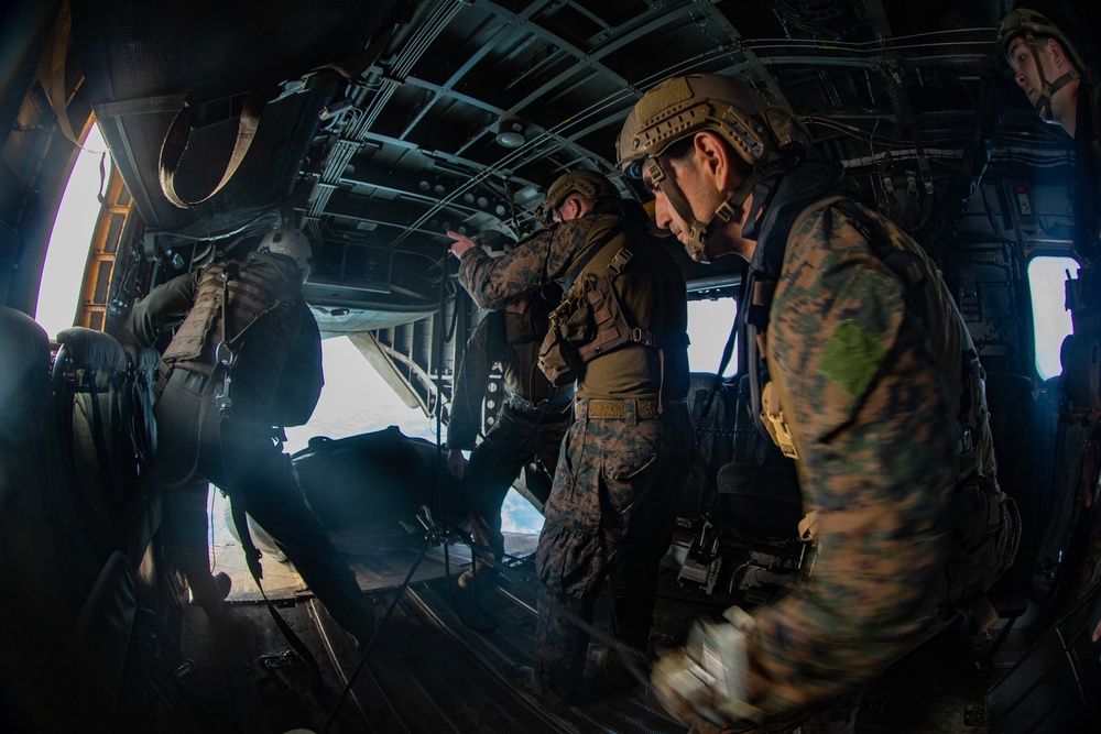 Cobra Gold 20: 31st MEU MRF, Royal Thai Marines helocast at Hat Yao