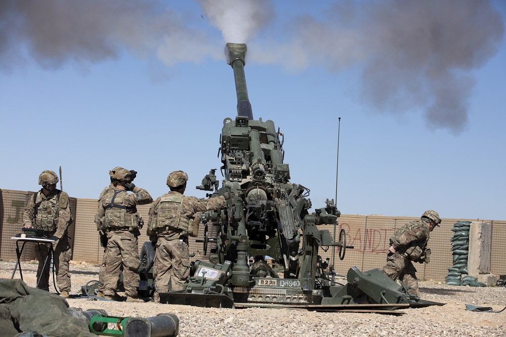M777 Howitzer Artillery Live-Fire Exercise with the 1-25 Infantry Division