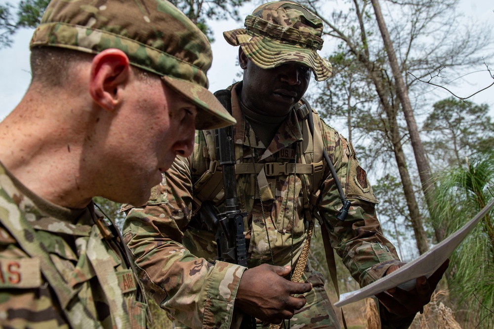 Land navigation keeps Airmen on course