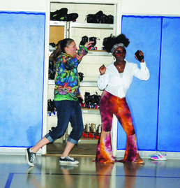 Fort Polk Families lace skates, show moves at CYS event
