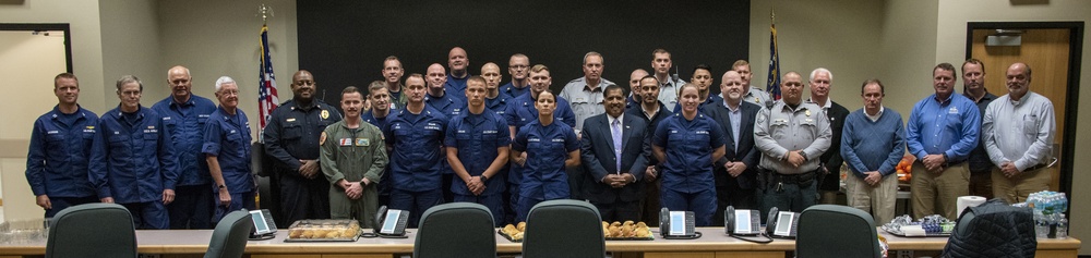 Coast Guard, maritime partners receive National Service Award for Golden Ray rescue