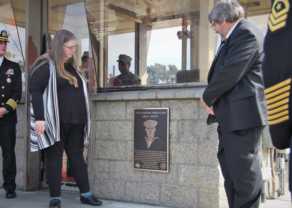 Fallen Seabee Honored at Gate Renaming Ceremony