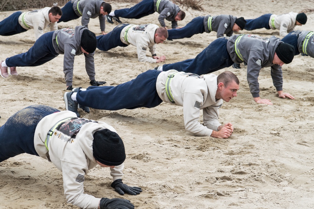 200306-N-TE695-0056 NEWPORT, R.I. (March 6, 2020) Navy Officer Candidate School conducts remedial physical training