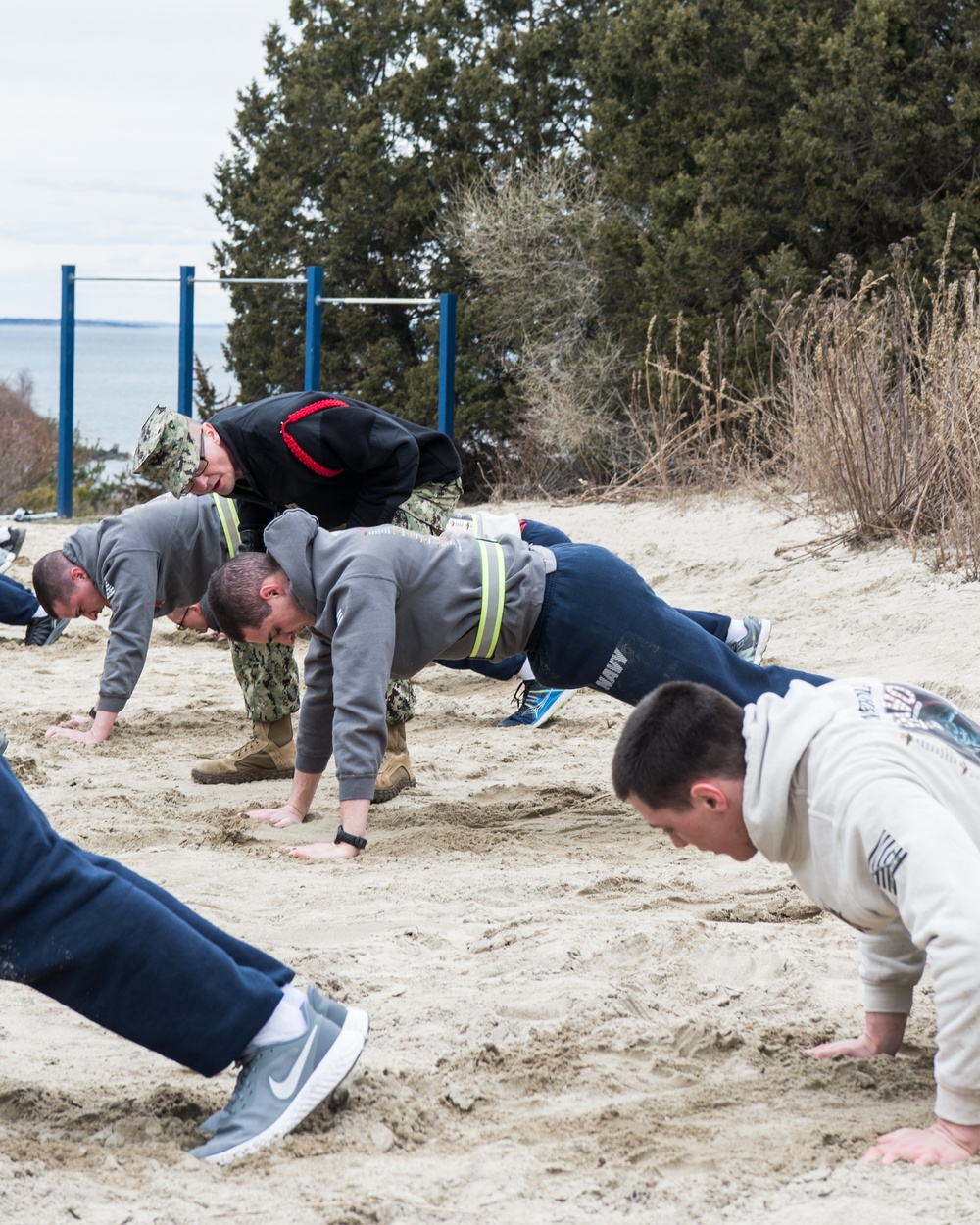 200306-N-TE695-0059 NEWPORT, R.I. (March 6, 2020) Navy Officer Candidate School conducts remedial physical training