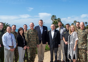 MCI-West commanding general hosts luncheon for local community leaders