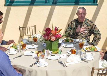 MCI-West commanding general hosts luncheon for local community leaders