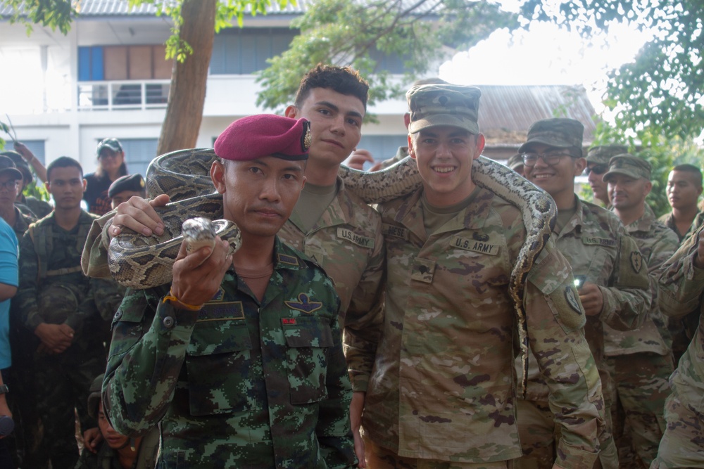 HG20 Snake Familiarization