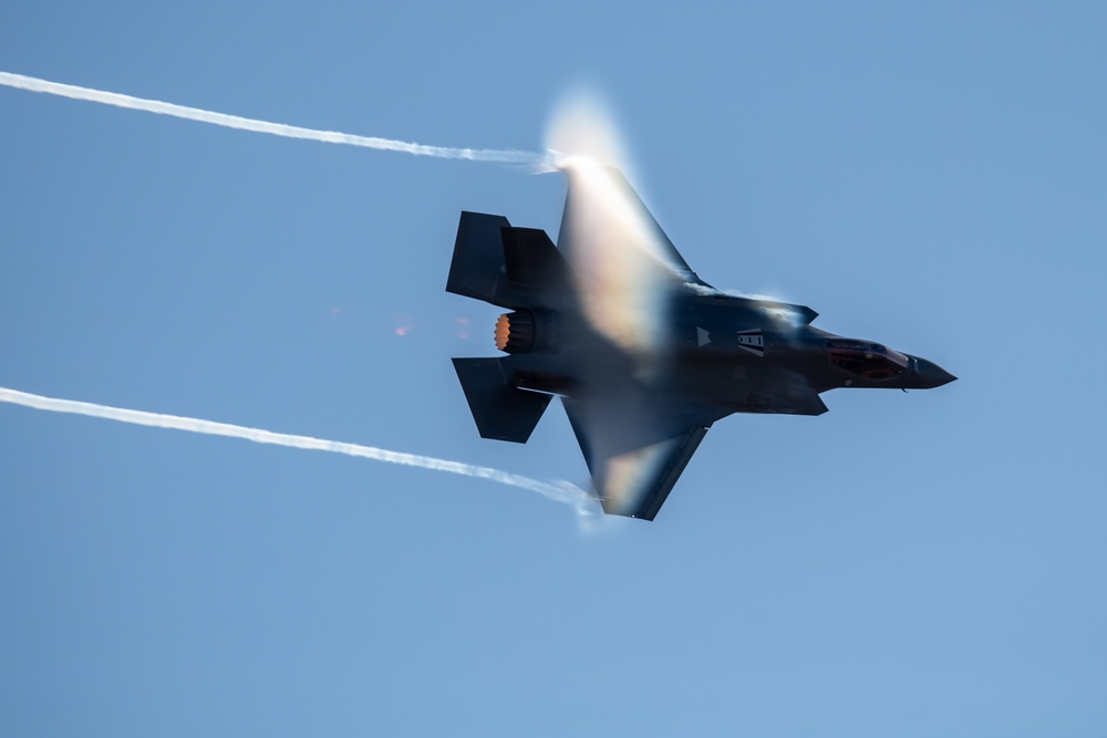 F-35 Demonstration Team hosts local media at Hill AFB