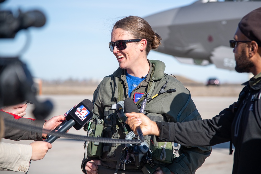 F-35 Demonstration Team hosts local media at Hill AFB