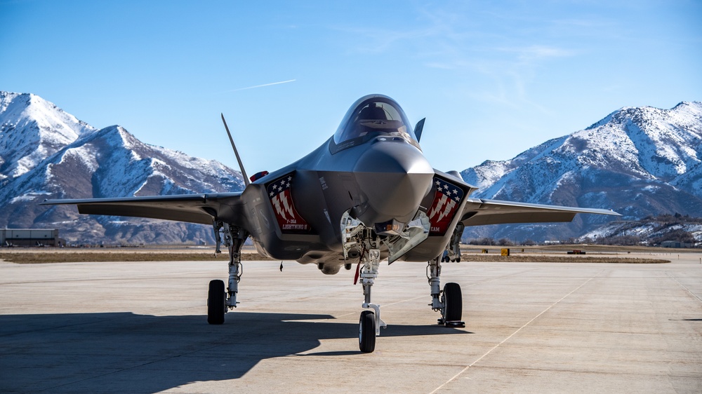 F-35 Demonstration Team hosts local media at Hill AFB