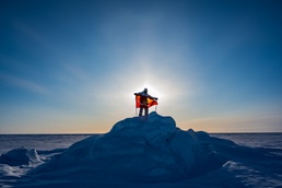 Life at Ice Camp Seadragon