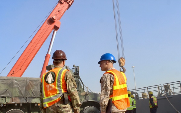 Soldiers and Marines Keep Nautical Horizon Afloat