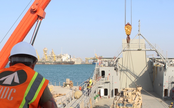 Soldiers and Marines Keep Nautical Horizon Afloat