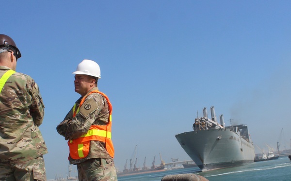 Soldiers Keep Nautical Horizon Afloat