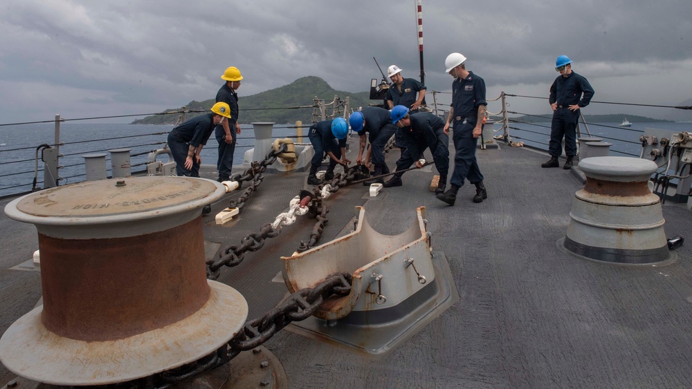 USS Carney (DDG 64)