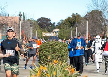 Participants Run a Fundraising 5K