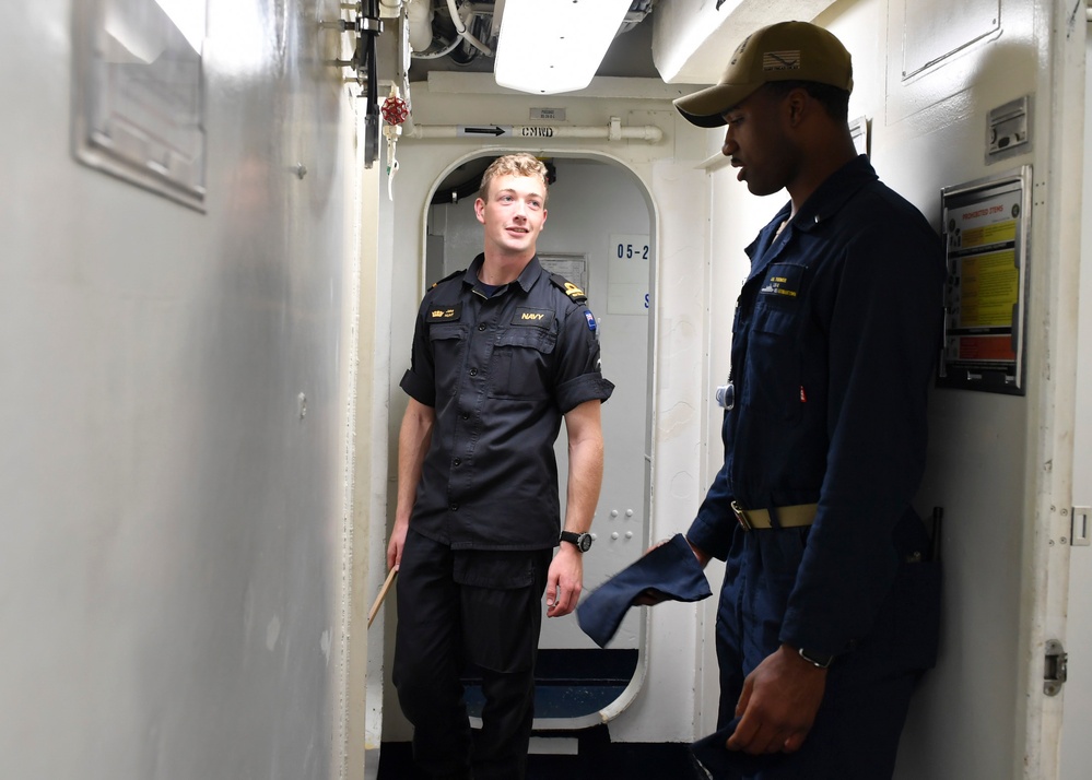 USS Germantown (LSD 42) CMC and RNZN sailors