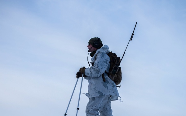 LE Bn Marines brave the cold