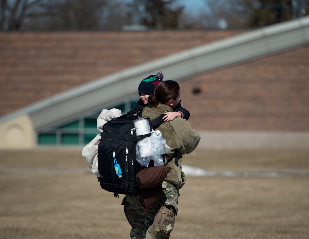 Welcome Home Airmen of the 133rd Airlift Wing