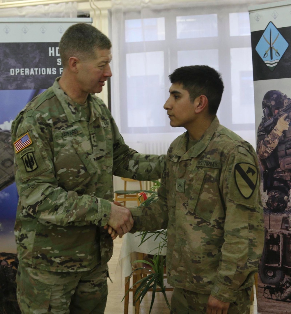 1-8CAV, 2ABCT 'Mustangs' visit with DVs in Hungary
