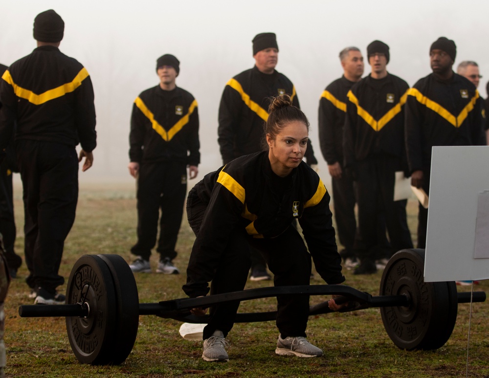 U.S . Army Reserve Headquarters prepares for new fitness test with diagnostic events