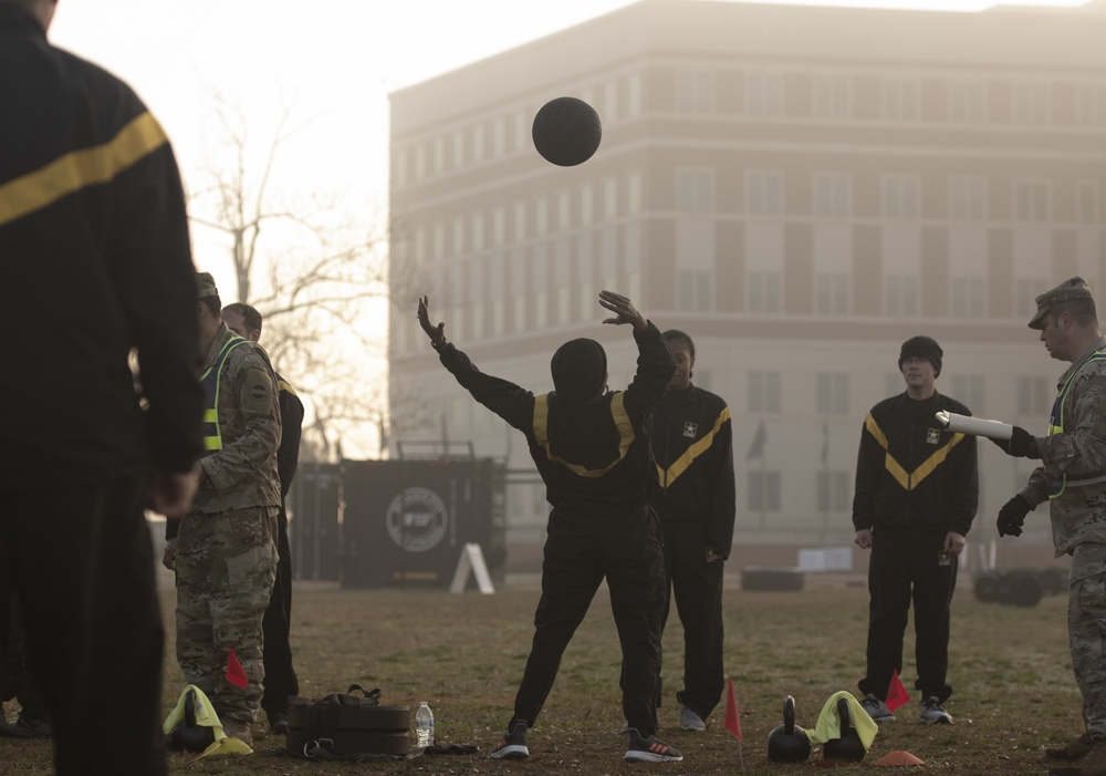 U.S. Army Reserve Headquarters prepares for Army Combat Fitness Test with diagnostic events