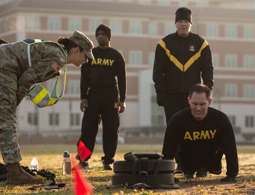 U.S. Army Reserve Headquarters prepares for Army Combat Fitness Test with diagnostic events