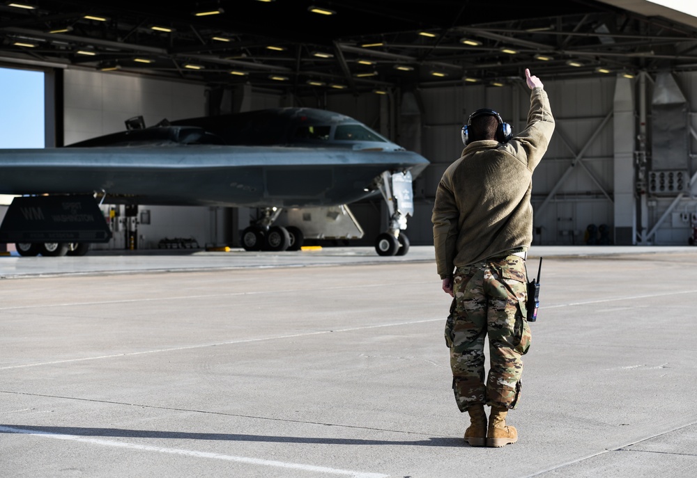 DVIDS - Images - B-2 Spirits Take Off At Whiteman Air Force Base ...