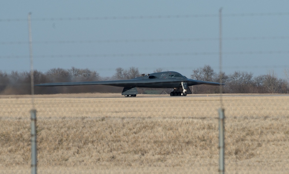 DVIDS - Images - B-2 Spirits Take Off At Whiteman Air Force Base ...