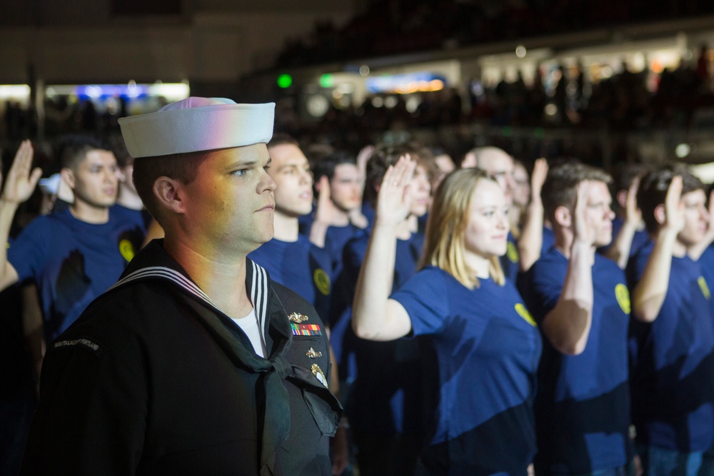 Boise area Future Sailors take Oath of Enlistment