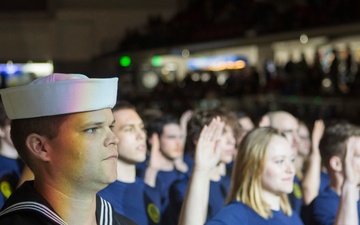 Boise area Future Sailors take Oath of Enlistment