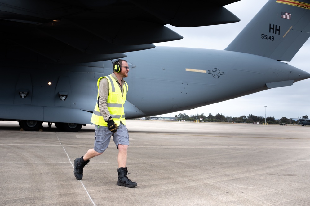 Small Detachment Provides Global Air Mobility in Australia