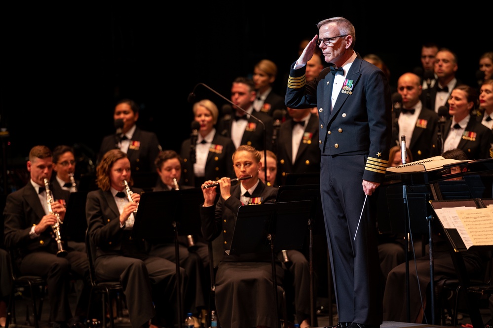 Navy Band visits Avon Park