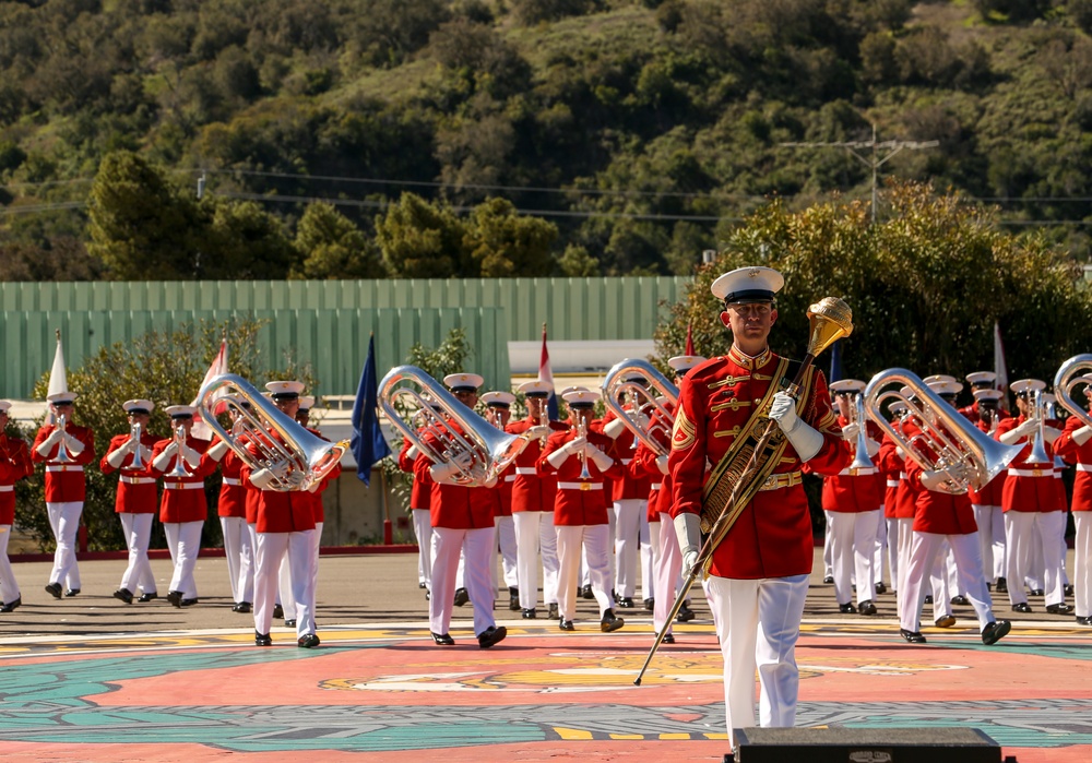 Battle Color Detachment Performs at SOI West