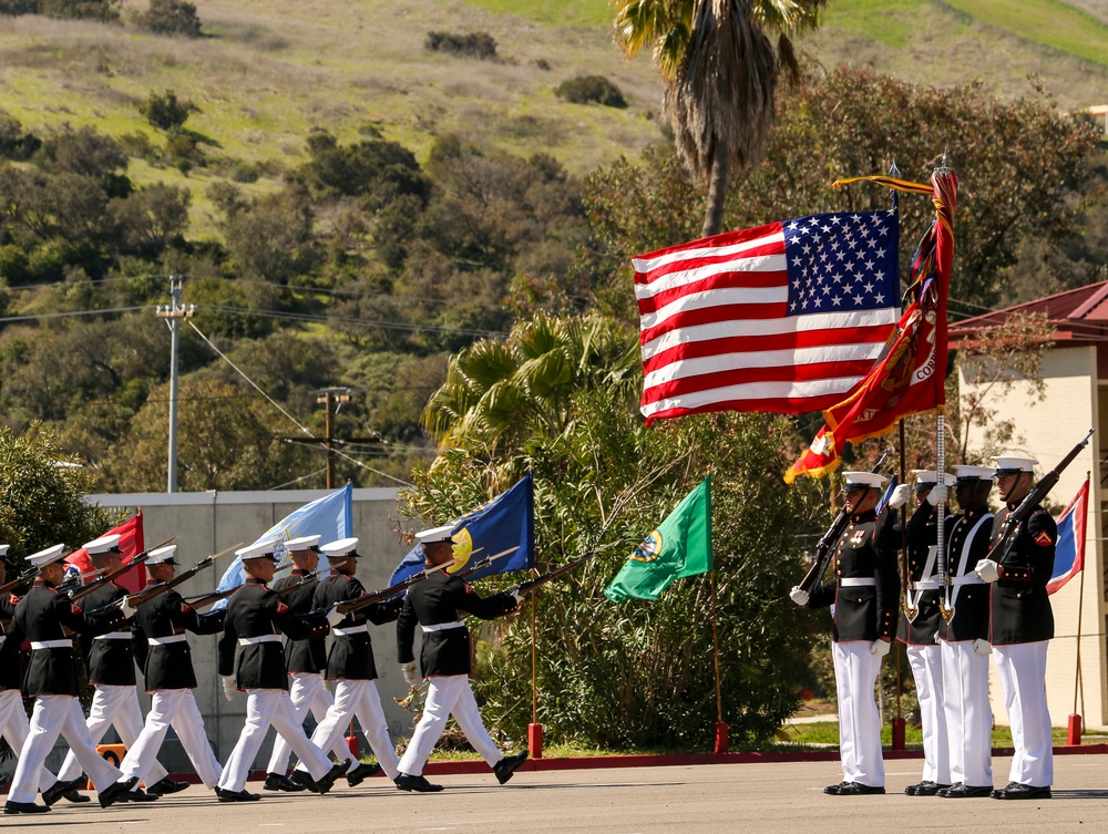 Battle Color Detachment Performs at SOI West
