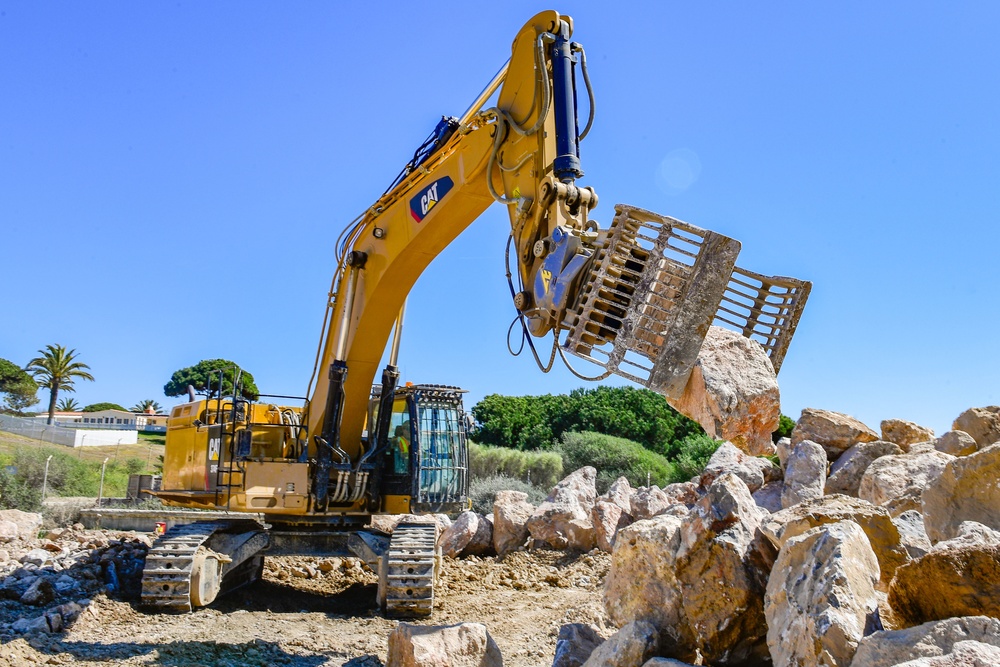 NMCB 1 continues Cliff Erosion Prevention Project on Naval Station Rota