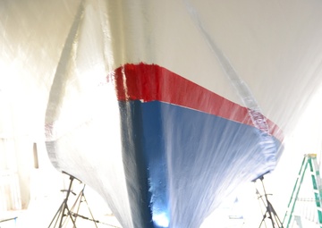 Coast Guard marine inspector inspects small passenger vessels