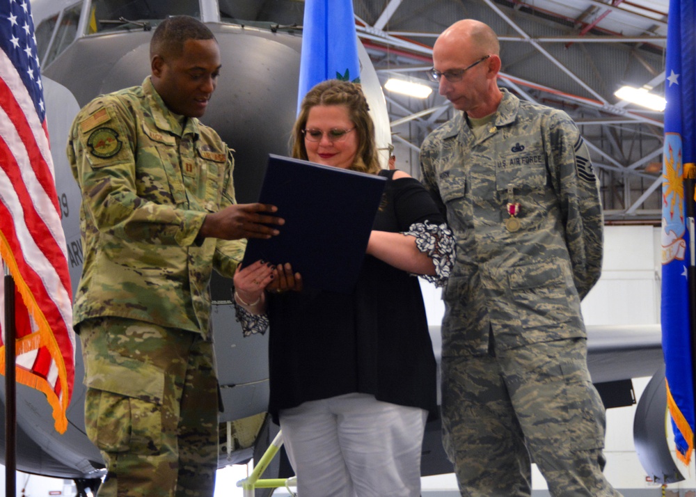 Senior Master Sgt. Jamison Horn retires after more than 30 years