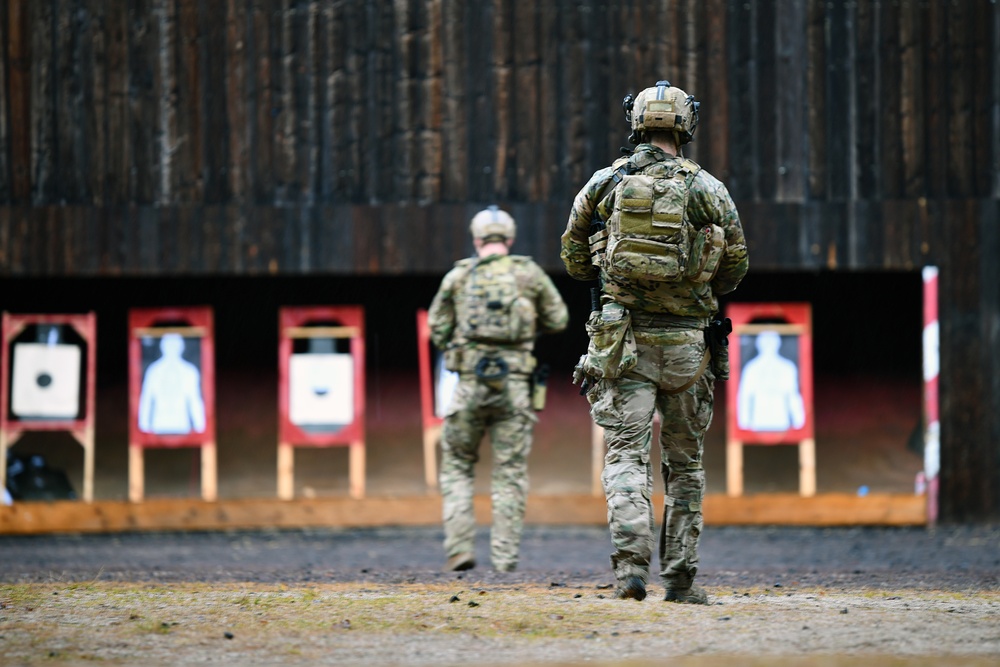 Special Forces Soldiers Shooting Range Training