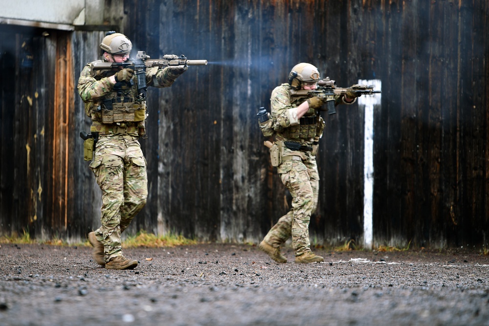 Special Forces Soldiers Shooting Range Training