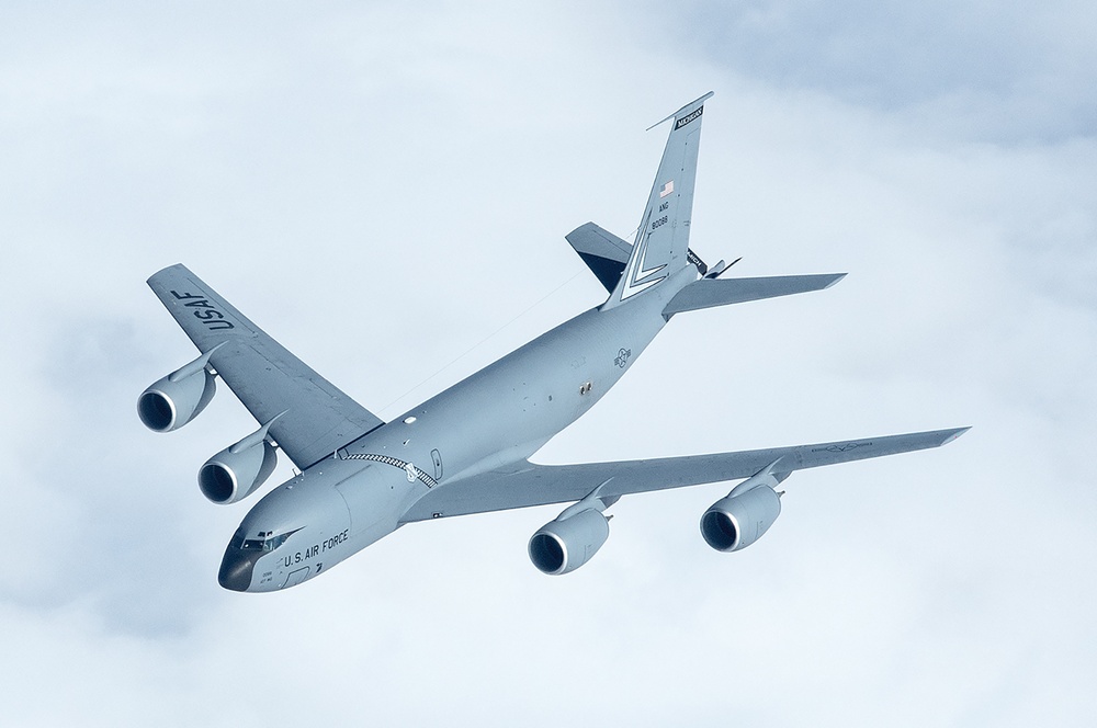 Michigan Air National Guard KC-135T In Flight Photo