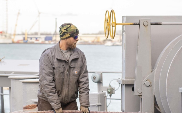 USNS Benavidez Arrives in the Netherlands