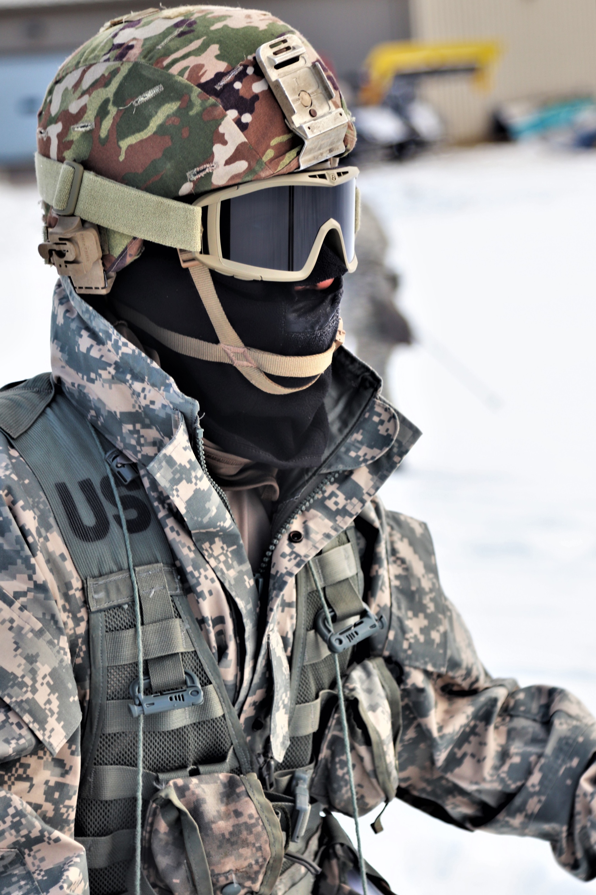 Army issues new skis, gear for soldiers training to fight in the cold