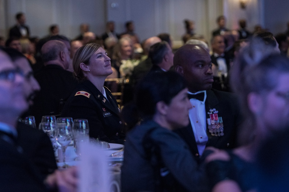 USO Honors Special Operations Forces