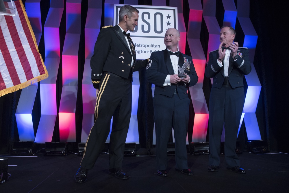 USO Honors Special Operations Forces