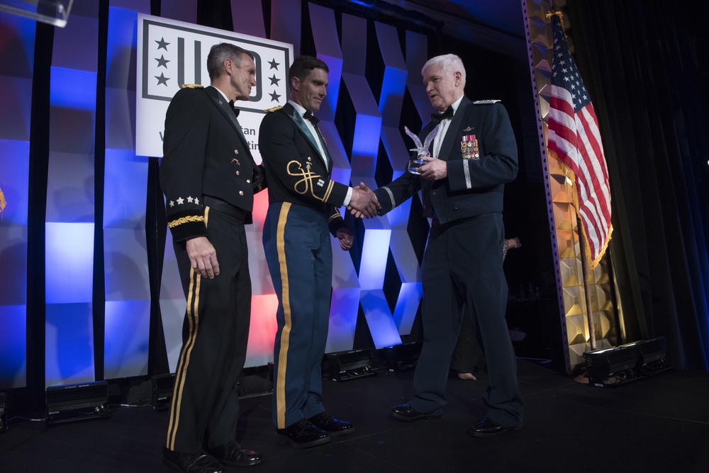 USO Honors Special Operations Forces